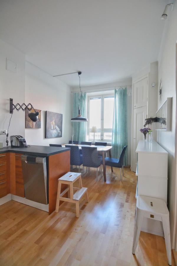 Homely - City Apartment 50M2 Helsinki Esterno foto